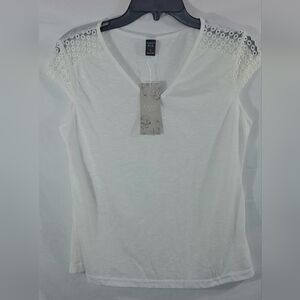 Elegant White Lace Shoulder Blouse